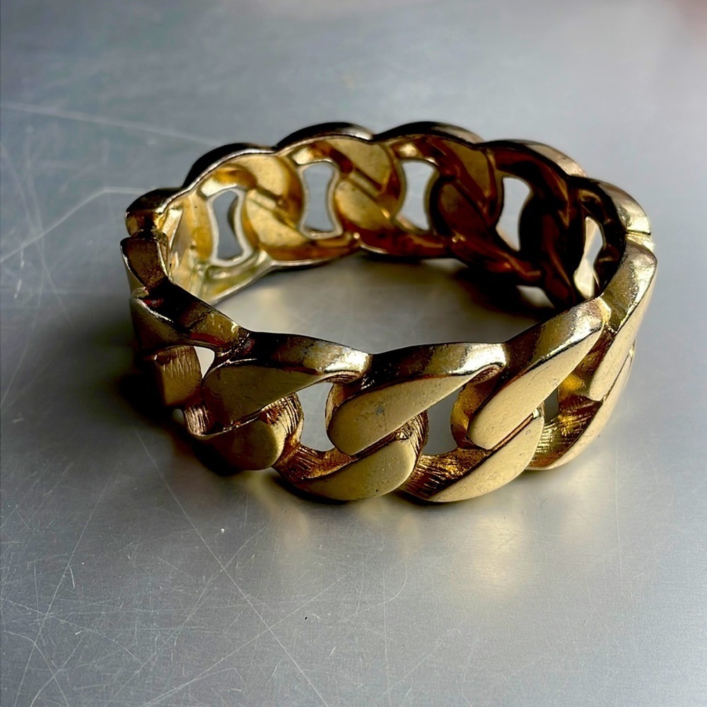 Gold Tone Chain Bracelet